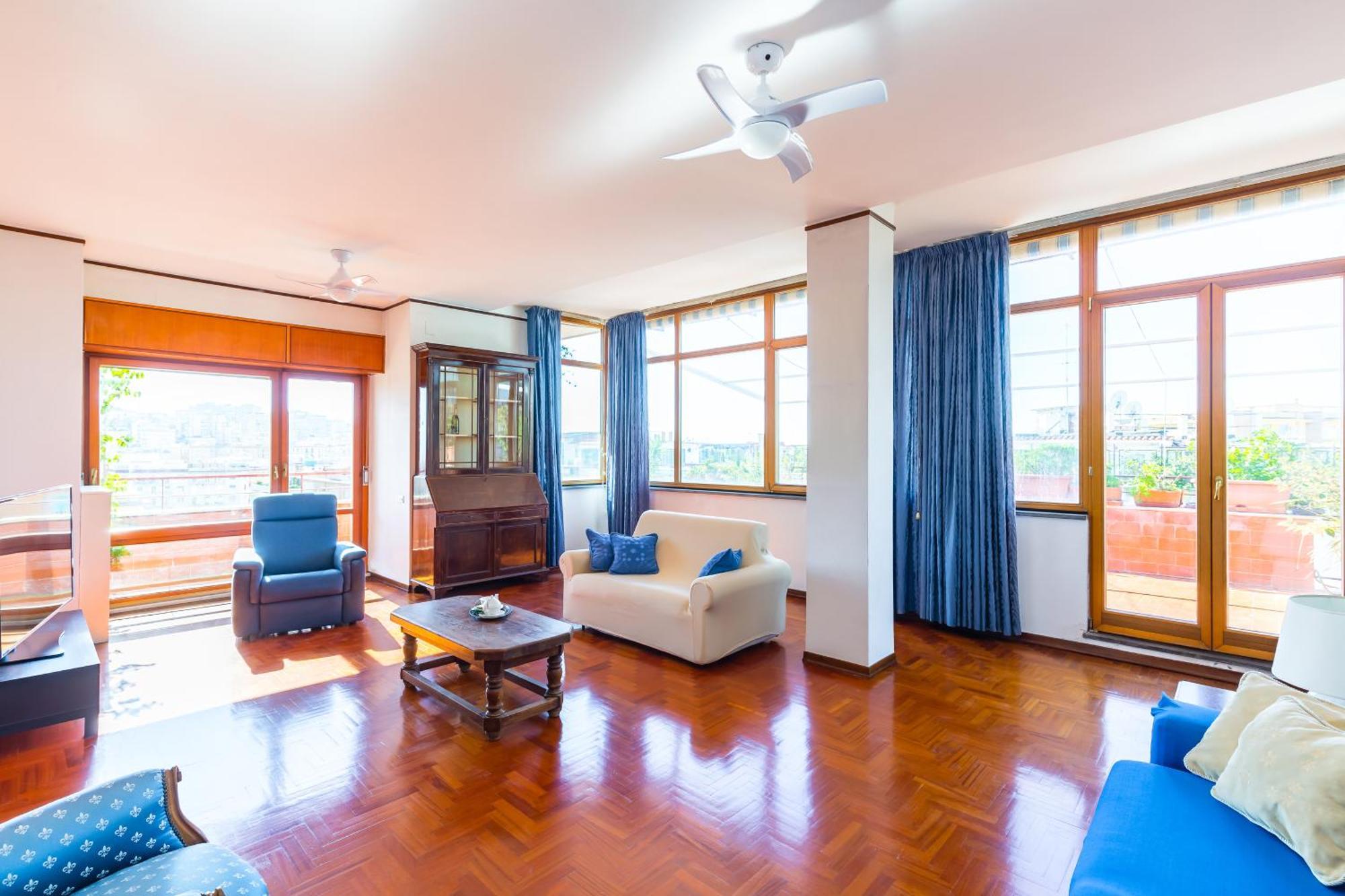 Terrazza 30 By Napoliapartments Екстер'єр фото